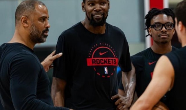 kaiyun-19战9胜10负！队记列火箭低迷6大原因：伤病频繁，乌度卡也该背锅