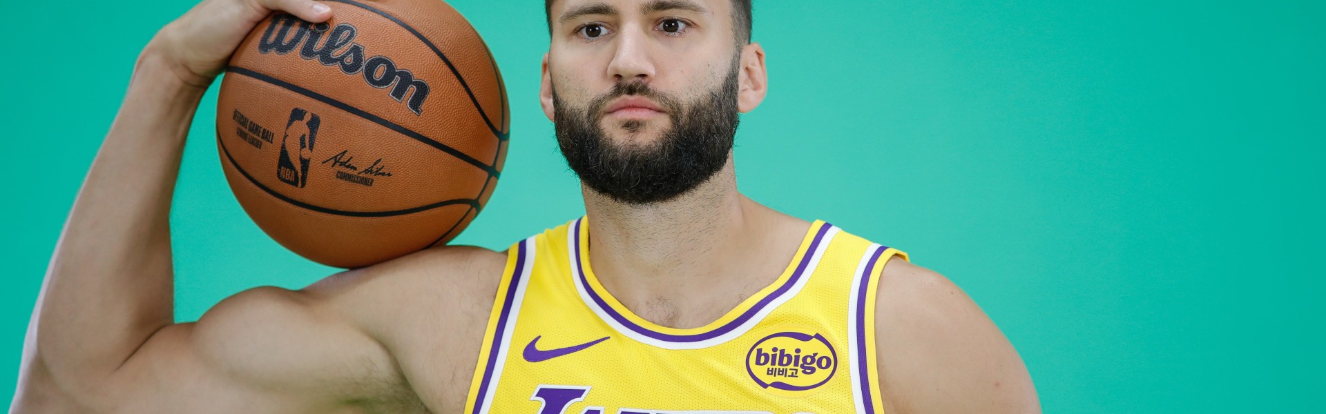 斯玛特：克莱伯展示出终极职业典范 他依然能留在联盟是有原因的