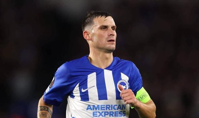 开云体育下载-格罗斯：浪费时间的行为会打乱比赛节奏，阿森纳很擅长这么做